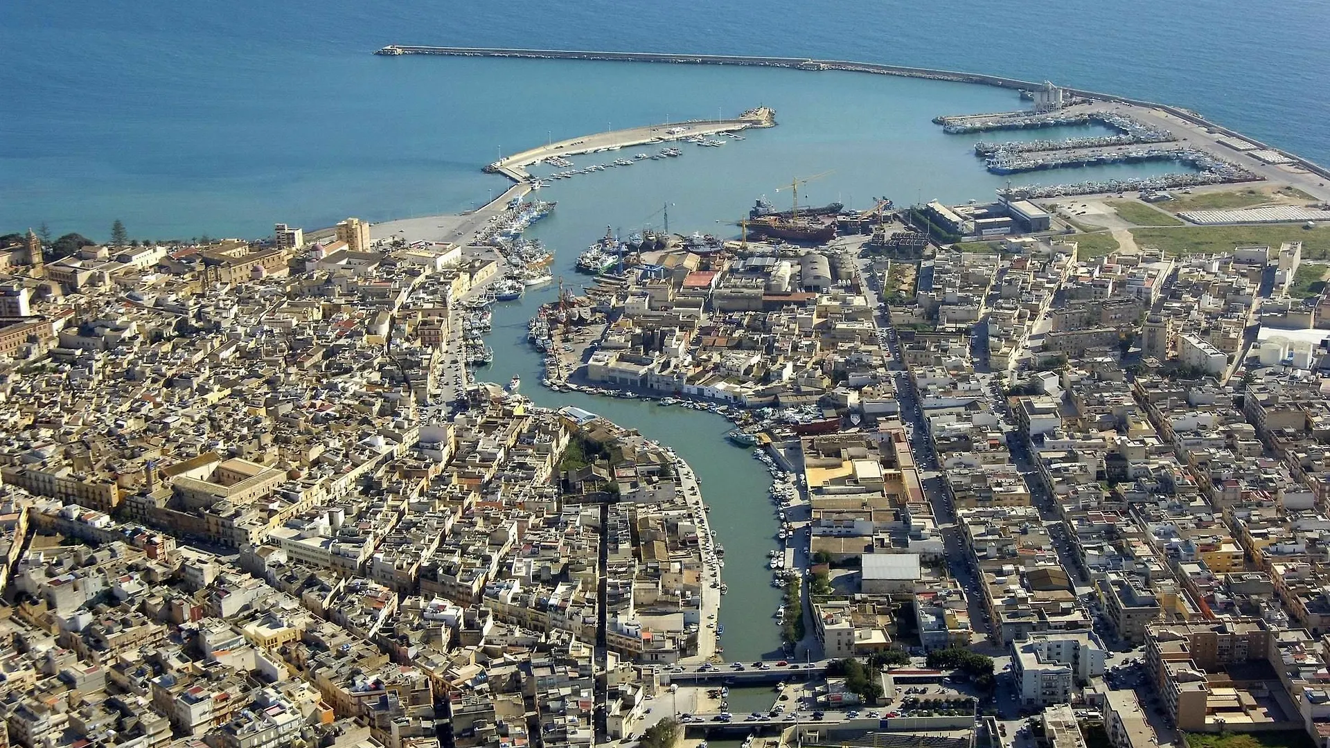 House With 2 Bedrooms In Mazara Del Vallo With Wonderful Sea View And Furnished Terrace 0*,  意大利